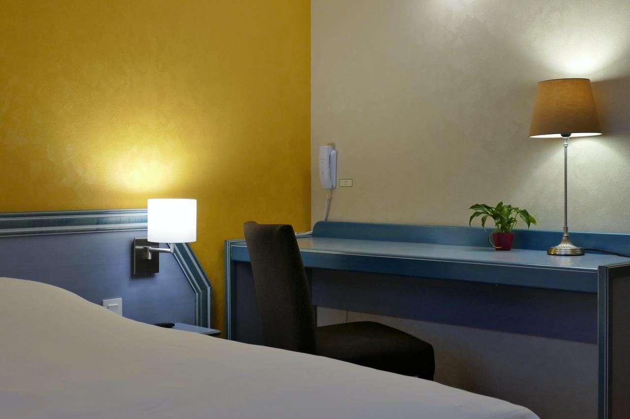 Au Relais De L'Ill Hotel Sermersheim Eksteriør billede