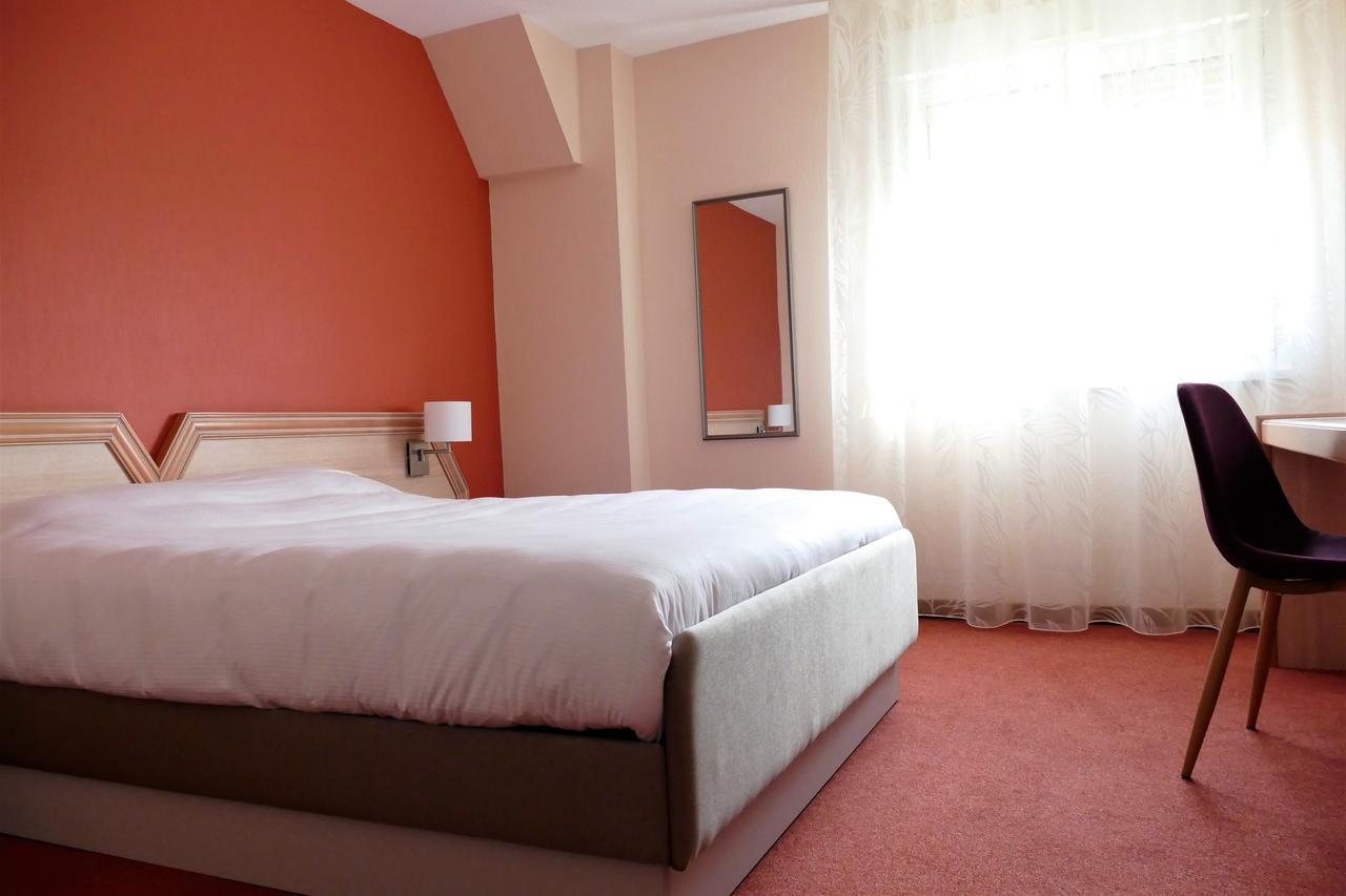 Au Relais De L'Ill Hotel Sermersheim Eksteriør billede